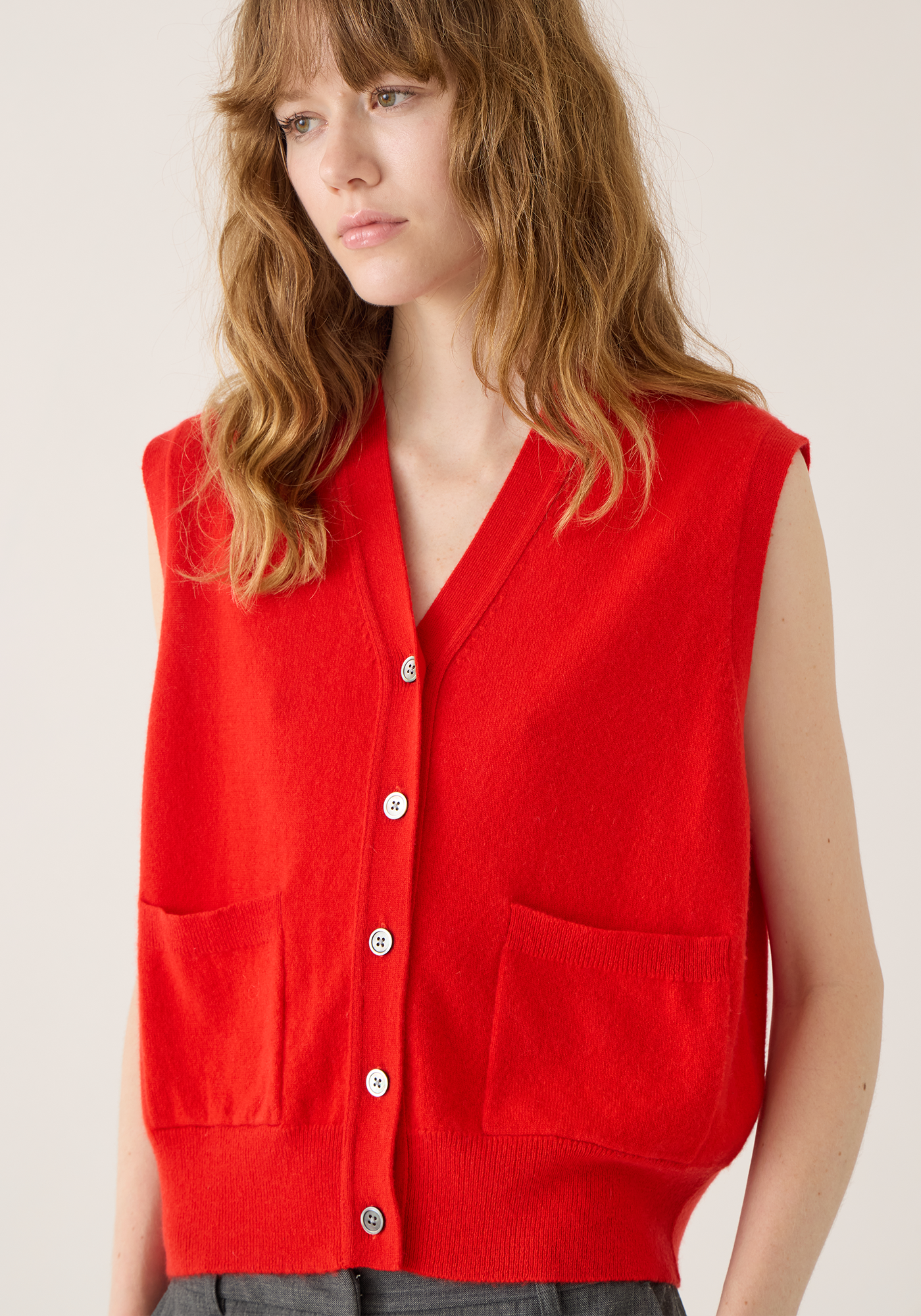 Juni Cashmere Vest