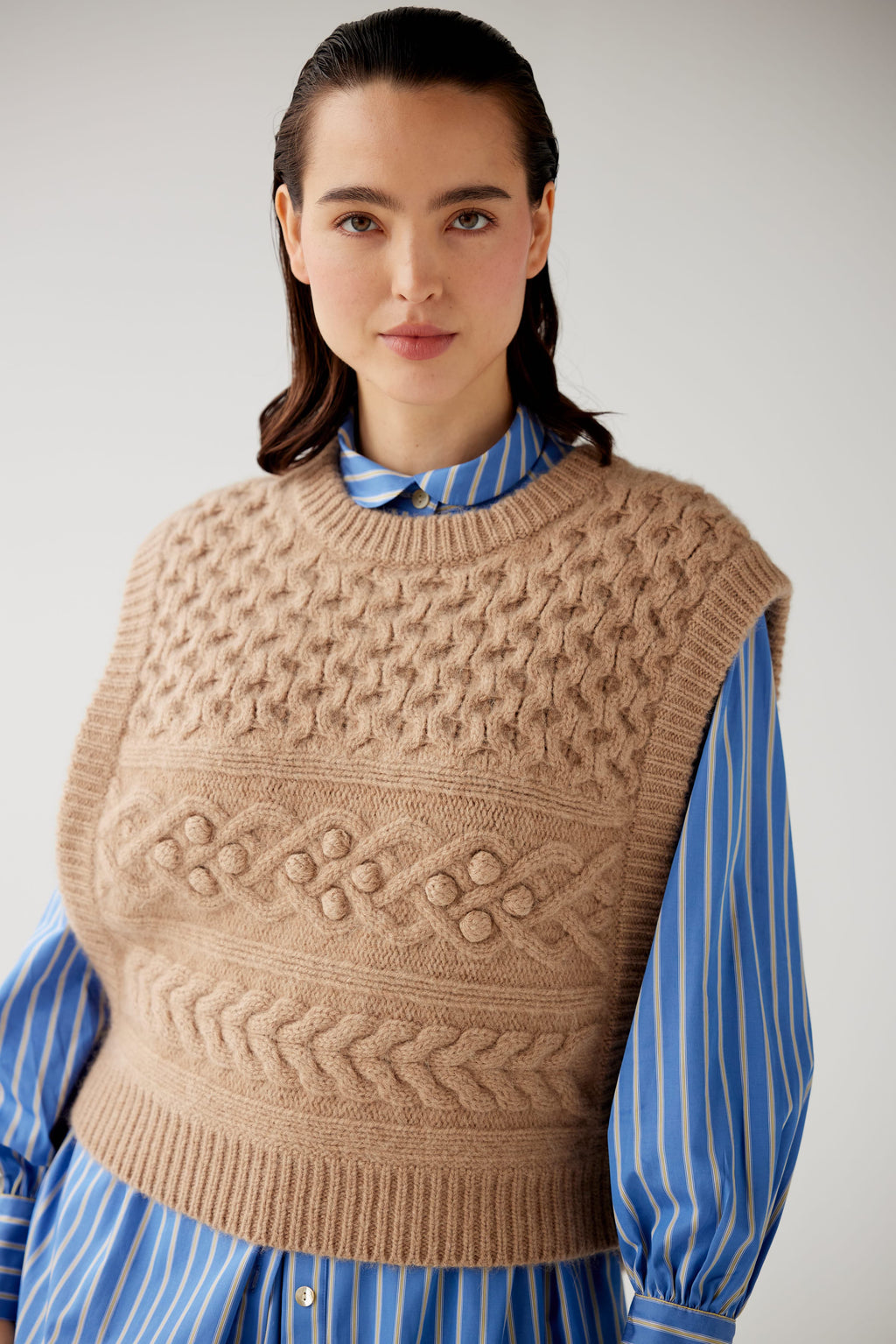 Mona Popcorn Sweater Vest